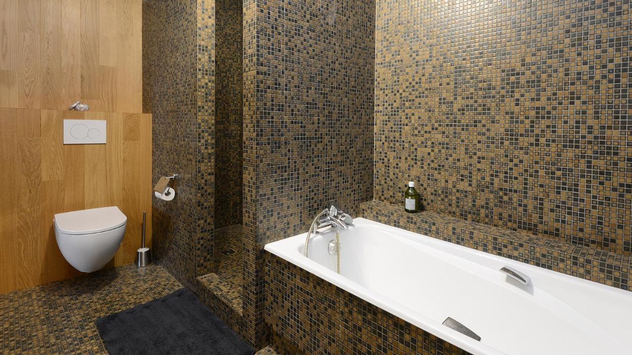 Villa Colmar Centre Avec Spa Et Double Parking Екстер'єр фото